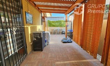 Casa en Venta en LO MARCOLETA / AV. LO CRUZAT / SAN EDUARDO 3 Dormitorios y 2 Baños