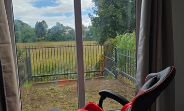 MONOAMBIENTE AMOBLADO CON PATIO VISTA HUMEDAL