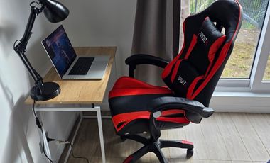 MONOAMBIENTE AMOBLADO CON PATIO VISTA HUMEDAL