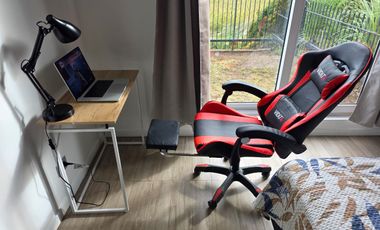 MONOAMBIENTE AMOBLADO CON PATIO VISTA HUMEDAL