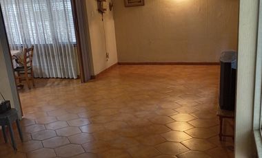 RESIDENCIAL Y BODEGA CON FLUJO INMEDIATO  ÑUÑOA