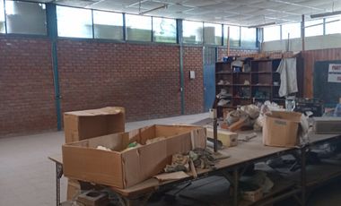 RESIDENCIAL Y BODEGA CON FLUJO INMEDIATO  ÑUÑOA