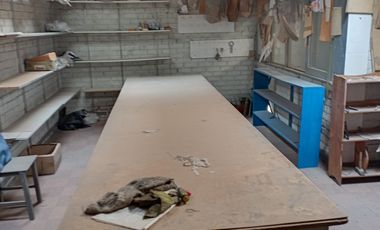 RESIDENCIAL Y BODEGA CON FLUJO INMEDIATO  ÑUÑOA