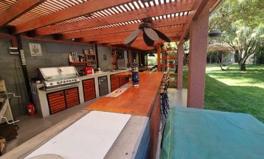 EXCELENTE CASA  ESTILO CHILENA GRAN QUINCHO CAVA SUBTERRANEA