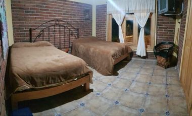 Hermosa cabaña rustica ubicada en el bosque