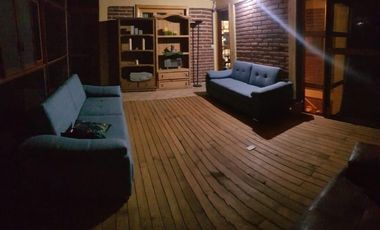 Hermosa cabaña rustica ubicada en el bosque