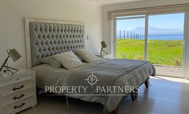 Hermosa casa amoblada con vista al lago y volcanes, sector Totoral