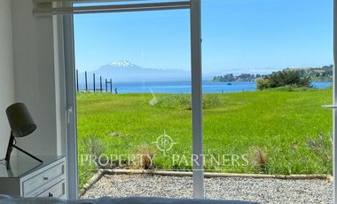 Hermosa casa amoblada con vista al lago y volcanes, sector Totoral