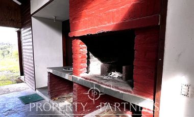 Arriendo acogedora casa en parcelación «Santa Rosa», entrada norte Puerto Varas