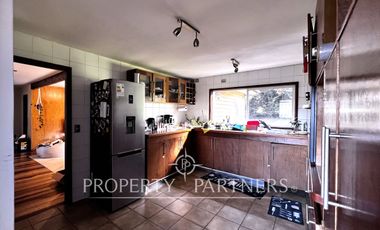 Arriendo acogedora casa en parcelación «Santa Rosa», entrada norte Puerto Varas