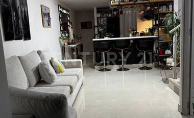 VENDO DUPLEX EN ORANGE SABANETA