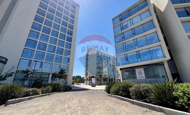 Oficina en Arriendo Chicureo