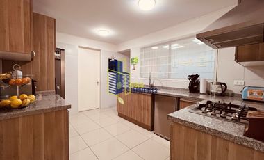 CASA EN CONDOMINIO EN ALTO MACUL 5D4B PISCINA