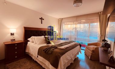 CASA EN CONDOMINIO EN ALTO MACUL 5D4B PISCINA