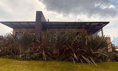 ARRIENDO GRANDIOSA CASA EN LA CALERA