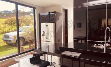 ARRIENDO GRANDIOSA CASA EN LA CALERA