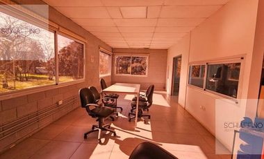 Nave Industrial en Platanos
