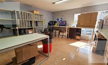 Nave Industrial en Platanos