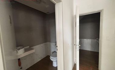 Alquiler local en esquina en Palermo