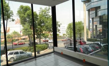 Local y Oficinas en Jardines en la Montaña