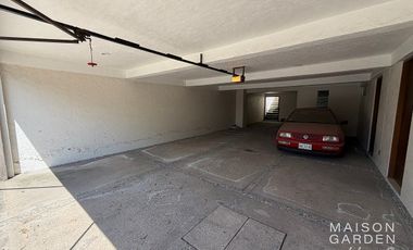 Casa en Venta en Bosque Esmeralda, Puerta de Quiroga