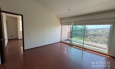 Casa en Venta en Bosque Esmeralda, Puerta de Quiroga
