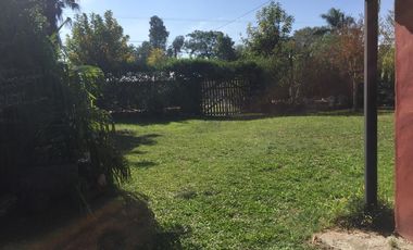 Casa en  Laguna de lobos con parque, quincho y pileta. Oportunidad