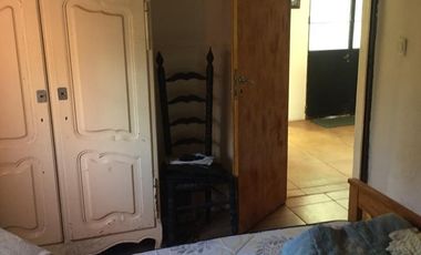 Casa en  Laguna de lobos con parque, quincho y pileta. Oportunidad
