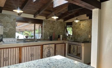 Casa estilo cabaña en venta en Avándaro