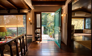 CASA EN VENTA EN EL PEDREGAL EN CALLE CERRADA