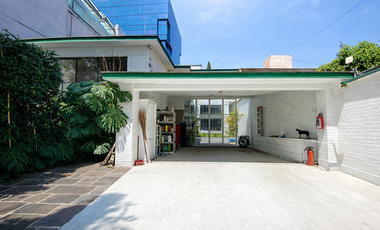 CASA EN VENTA EN EL PEDREGAL EN CALLE CERRADA