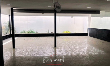 Excelente local comercial en renta en Huexotitla