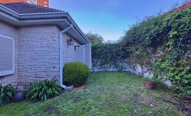 VENTA IMPORTANTE CASA BARRIO STELLA MARIS Mar del Plata