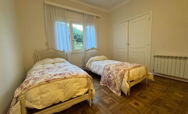 VENTA IMPORTANTE CASA BARRIO STELLA MARIS Mar del Plata