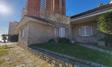 VENTA IMPORTANTE CASA BARRIO STELLA MARIS Mar del Plata