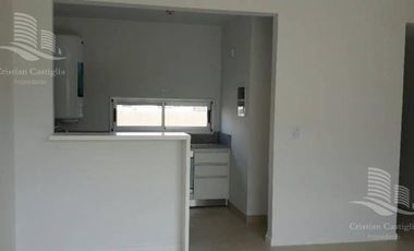 Departamento Duplex de 3 Ambientes en Los Senderos en Venta