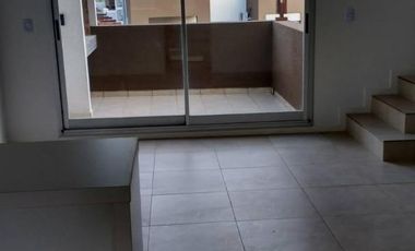 Departamento Duplex de 3 Ambientes en Los Senderos en Venta