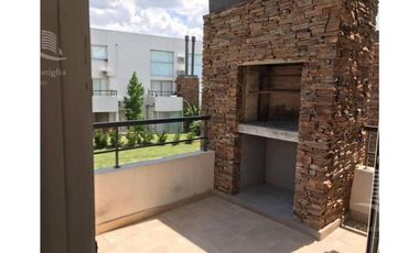Departamento Duplex de 3 Ambientes en Los Senderos en Venta