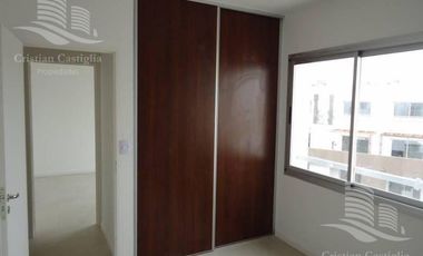 Departamento Duplex de 3 Ambientes en Los Senderos en Venta