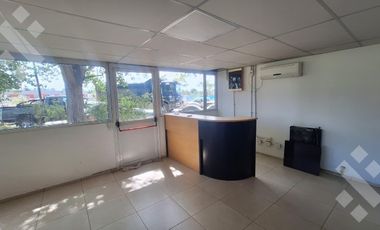 En Alquiler, Oficinas comerciales, calle Rio Colorado, Plottier