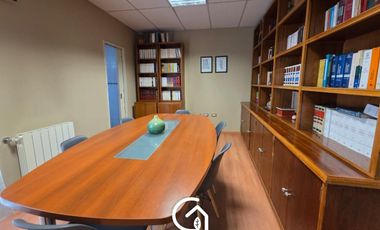 Oficinas en  pleno centro de Neuquen