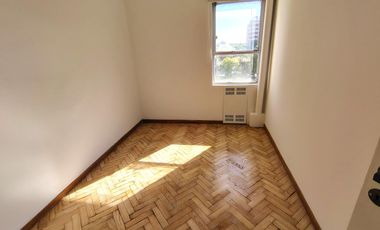 Departamento de tres dormitorios con vista al río