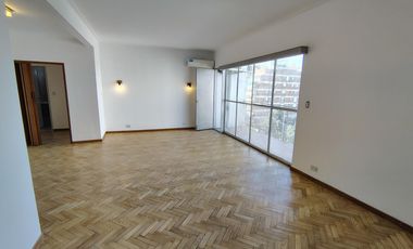 Departamento de tres dormitorios con vista al río