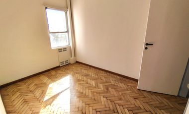 Departamento de tres dormitorios con vista al río