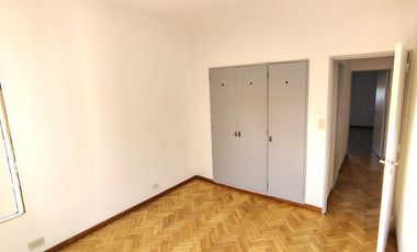 Departamento de tres dormitorios con vista al río