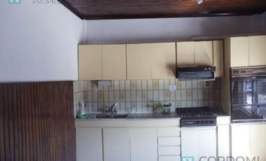 Venta PH en Lanús Oeste Departamento al frente con entrada independiente
