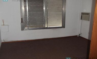 Venta PH en Lanús Oeste Departamento al frente con entrada independiente