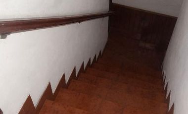 Venta PH en Lanús Oeste Departamento al frente con entrada independiente