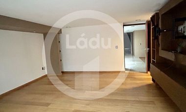 VENTA CASA EN FRACCIONAMIENTO (cerca Lienzo Charro Pedregal)