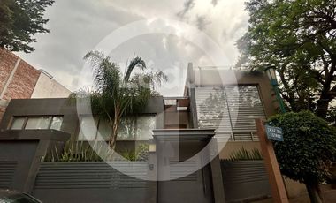 VENTA CASA EN FRACCIONAMIENTO (cerca Lienzo Charro Pedregal)